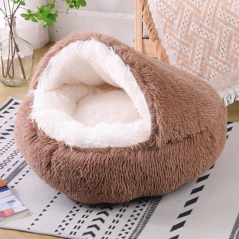 Waterproof cloth dog kennel in a semi-enclosed warm room design, shown in a gradient colour.