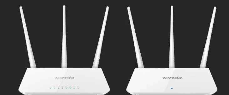 White US style dual-band wireless router for 2.4GHz and 5GHz networks, a wired broadband model.