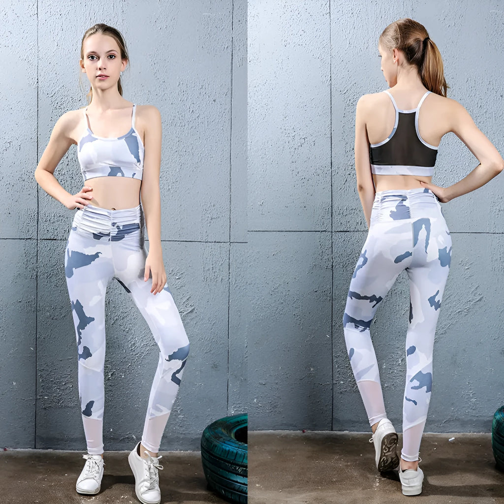Printed Lycra yoga pants for women in green, high waist design, size S
