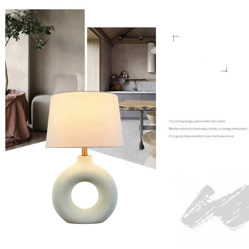 Japanese style pottery pot ceramic table lamp in white or black with 52cm height
