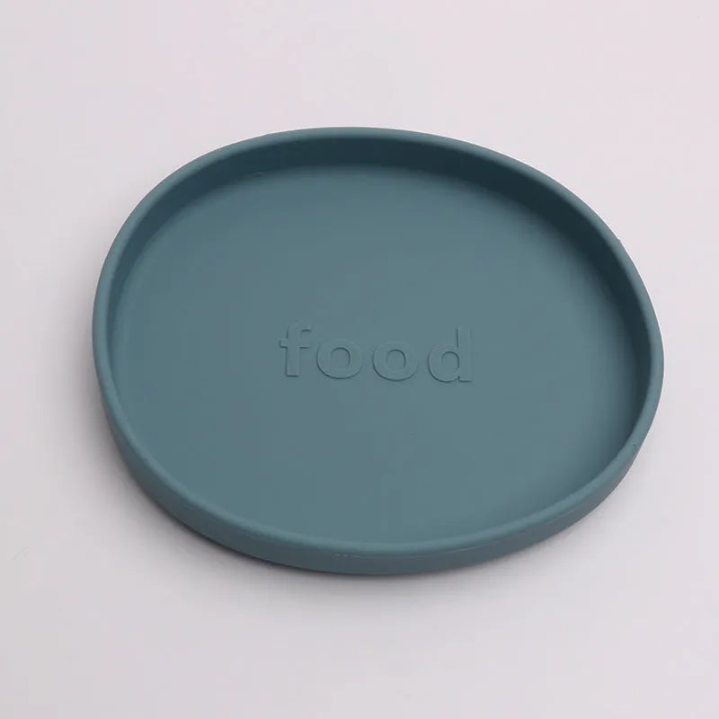 Irregular silicone dinner plate in bright pink, 155x178×25mm, food-grade baby feeding plate
