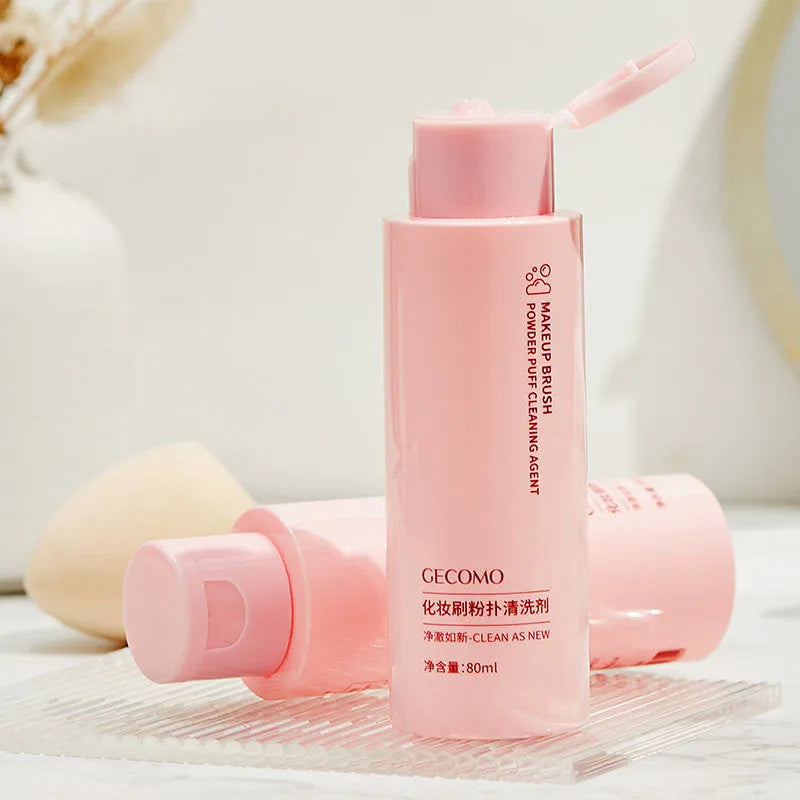 Makeup brush cleaning kit with 80ml detergent bottle and 75ml spray bottle