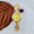 Stainless steel women's watch with round dial and vachette clasp in gold colour option