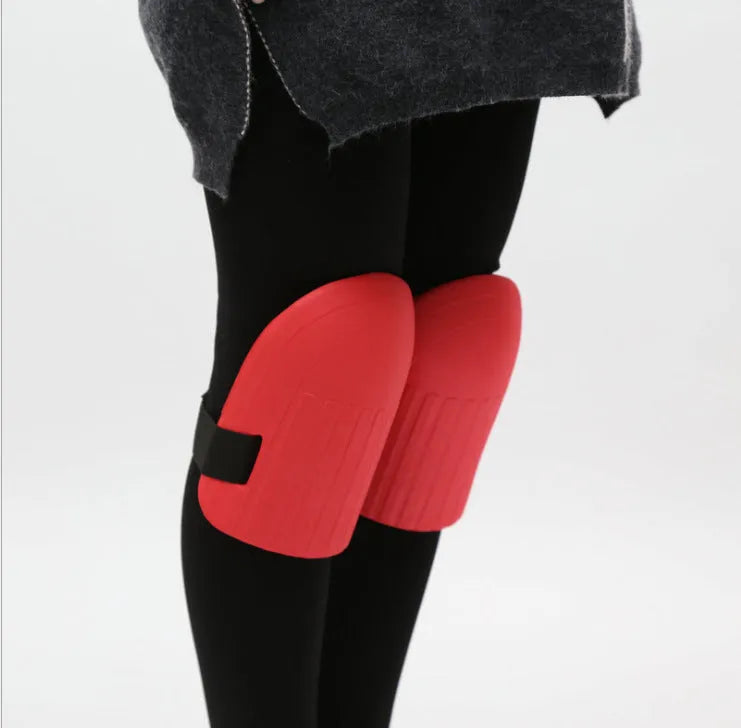 Pair of thick EVA foam knee pads for gardening, shown in army green colour