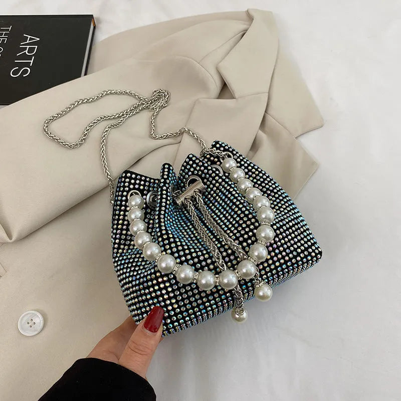 Women's diamond pattern PU leather crossbody bag with chain shoulder strap