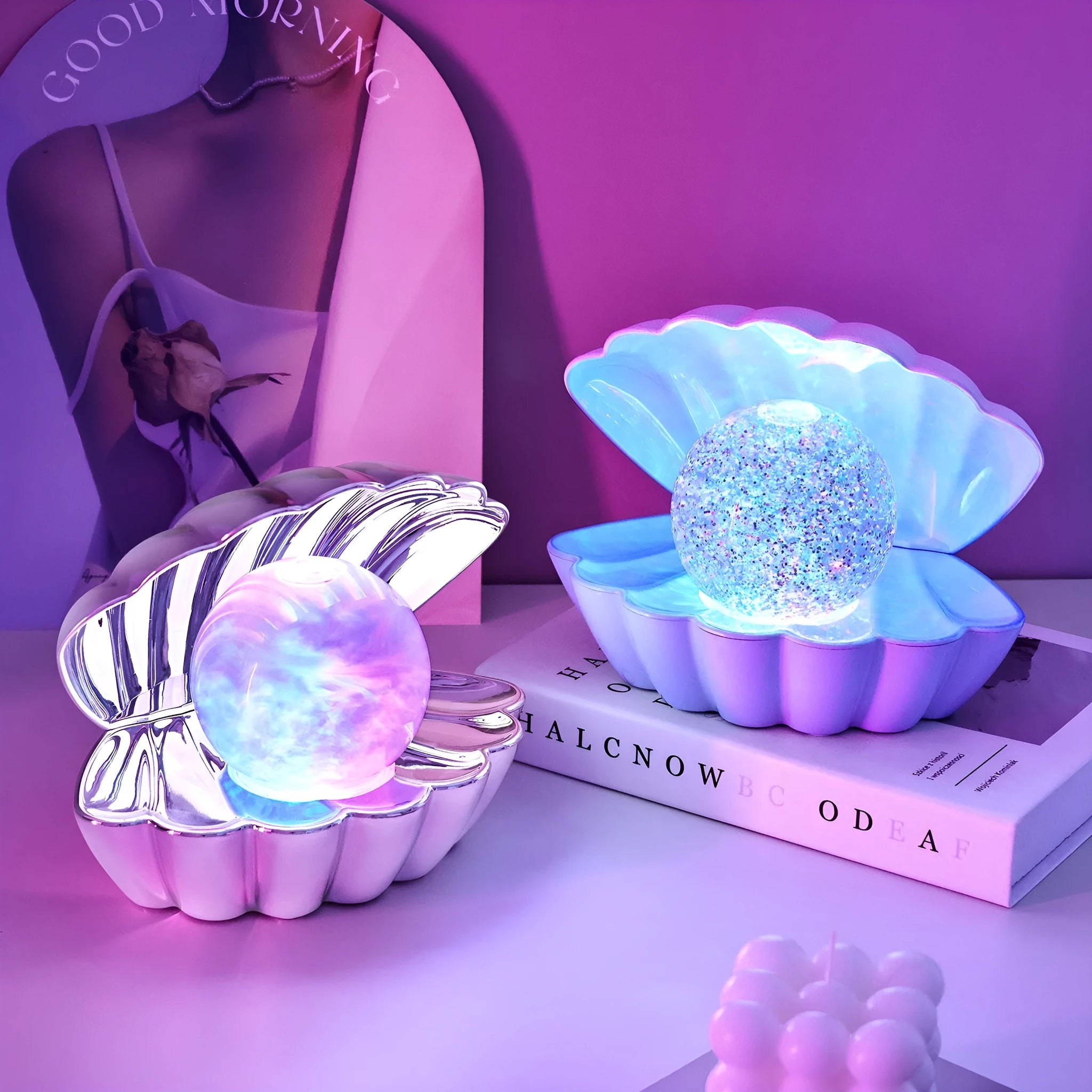 Shell-shaped small night lamp providing neon ambience light with battery power