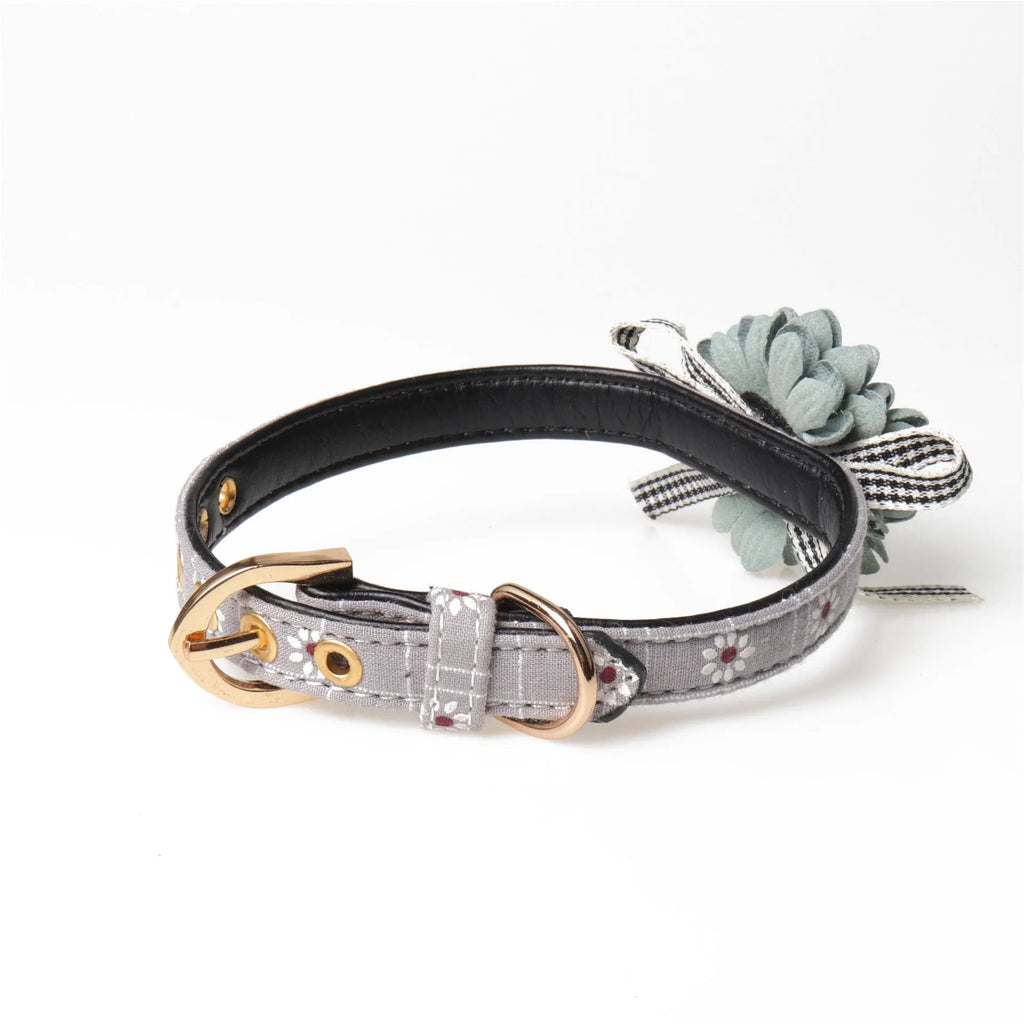PU dog collar and cat collar in pink or grey with adjustable sizes and 1.3x120cm traction rope