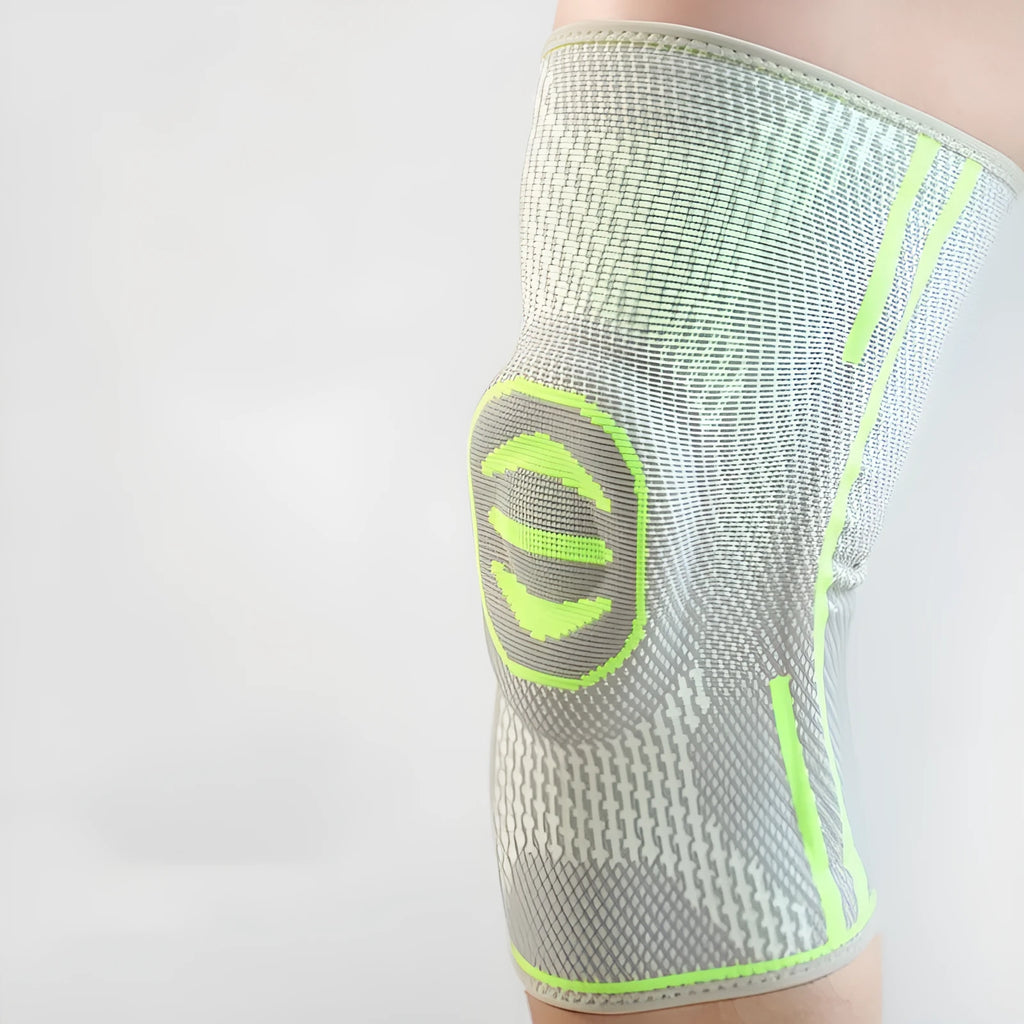 Cotton mountaineering knee cover in green colour for sports protection