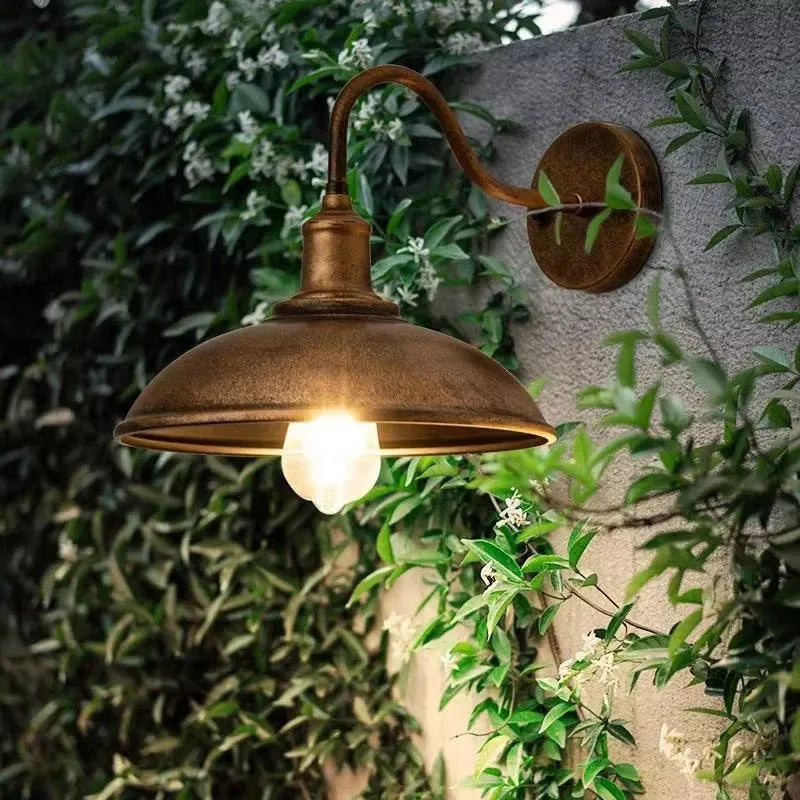 Retro-style outdoor wall lamp for villa courtyards in copper or silver finish with angled design options