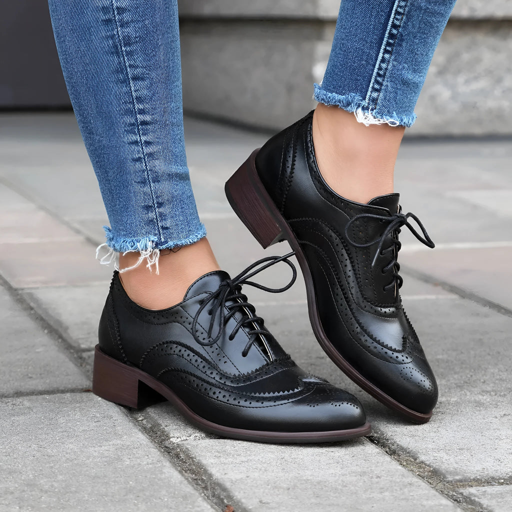 Retro British contrasting colour brogue high-cut lace-up shoes, round toe, low heel, sizes 35-39