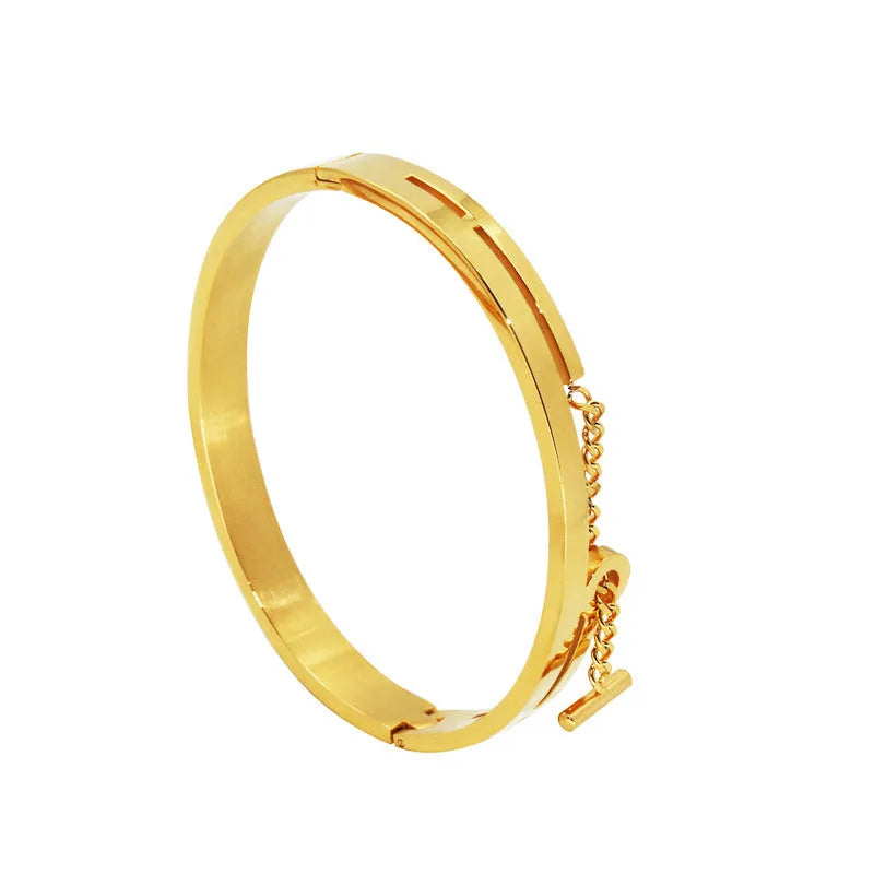 Geometric titanium steel bracelet for women with electroplated silver, gold, or rose gold finish