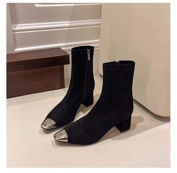 Women's square toe chunky heel boots in matte cowhide leather, mid heel 3-5CM, side zipper, black colour
