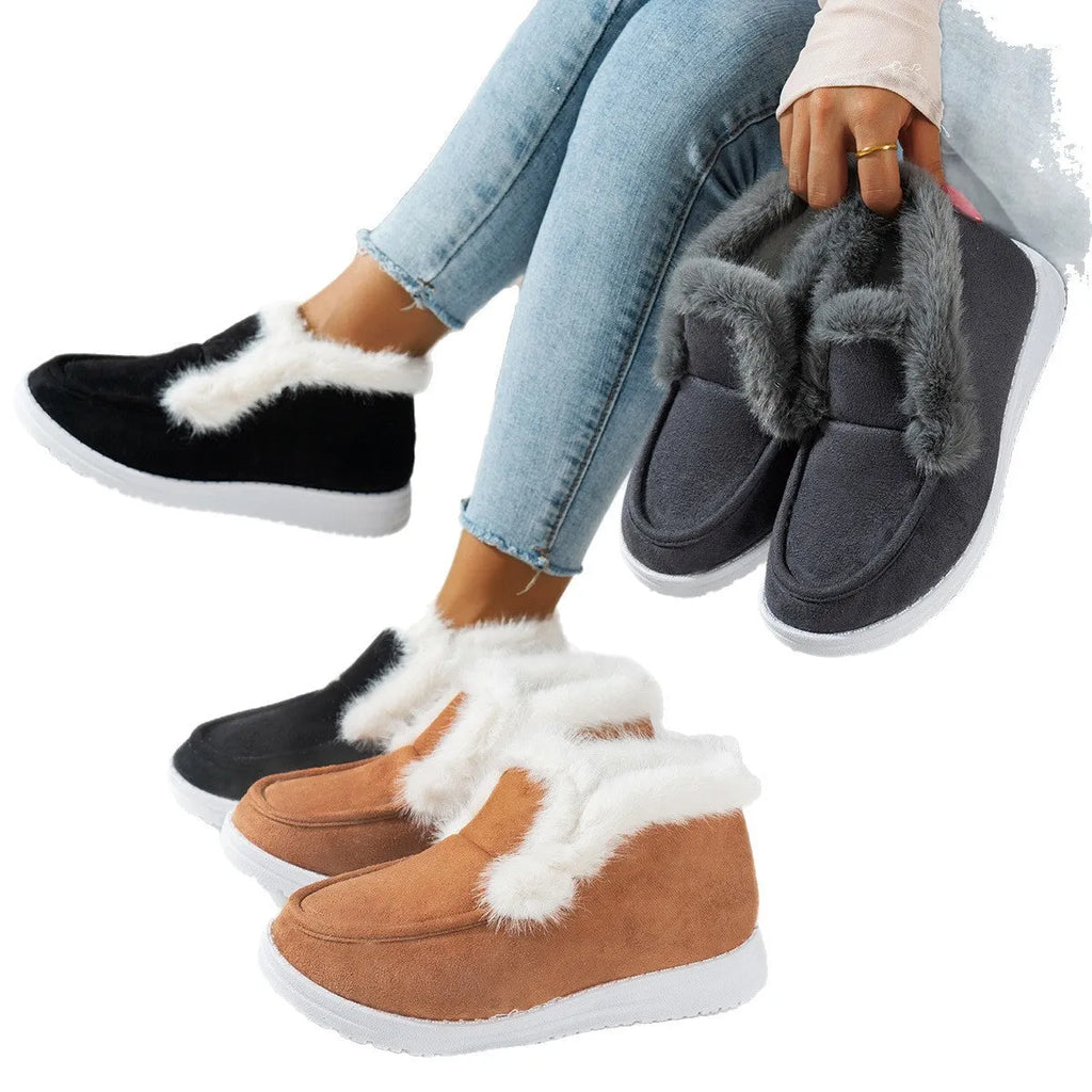 Women's cotton cloth winter boots in black, non-slip rubber sole, oversleeve style, flat heel, round toe