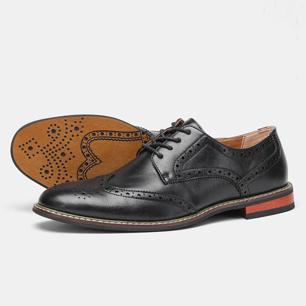 Classic brogue business shoes for men, solid colour, artificial PU upper, rubber sole, front lace-up, low heel
