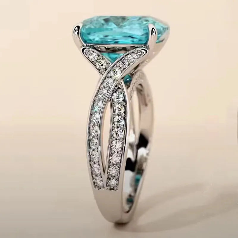 Blue luxury zircon square women's fashion ring with round cut cubic zirconia in metal setting