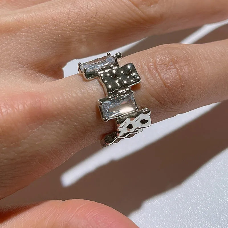 Silver geometric open ring with three-dimensional retro decoration