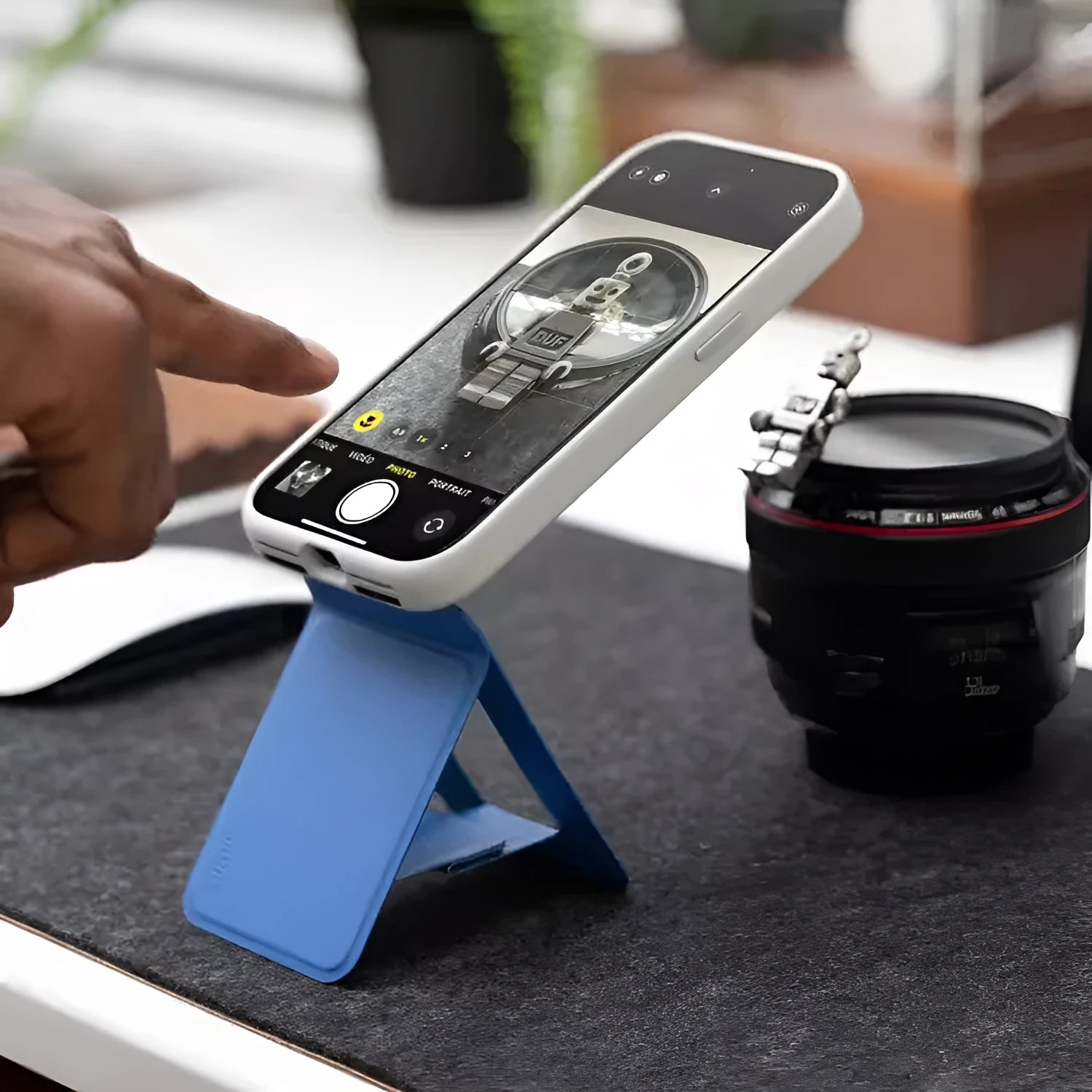 Slim black magnetic leather phone case holder showing dimensions and attachment magnet.