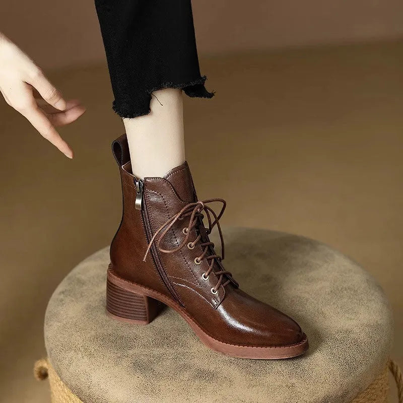 Women's black pointed toe ankle boots with 5.5cm heel and 13cm sock length