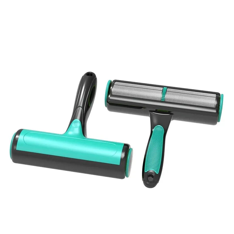 Automatic two-way pet hair lint roller for cleaning sofas and upholstery.