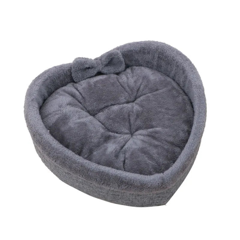 Heart-shaped soft cloth pet bed in grey or pink, sizes M L XL for cats, puppies, and dogs