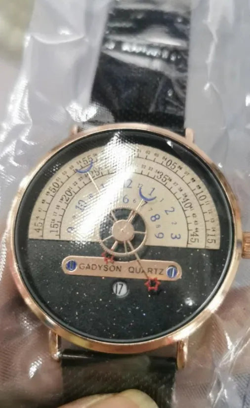 Mens sports watch with 40mm round dial, alloy case, and choice of stainless steel or leather strap