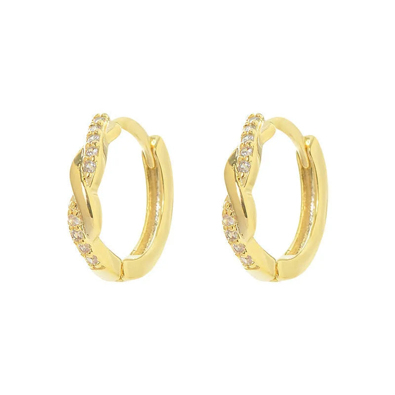 Geometric-shaped women's earrings made of woven hemp rope on a copper base with gold or silver tone finish