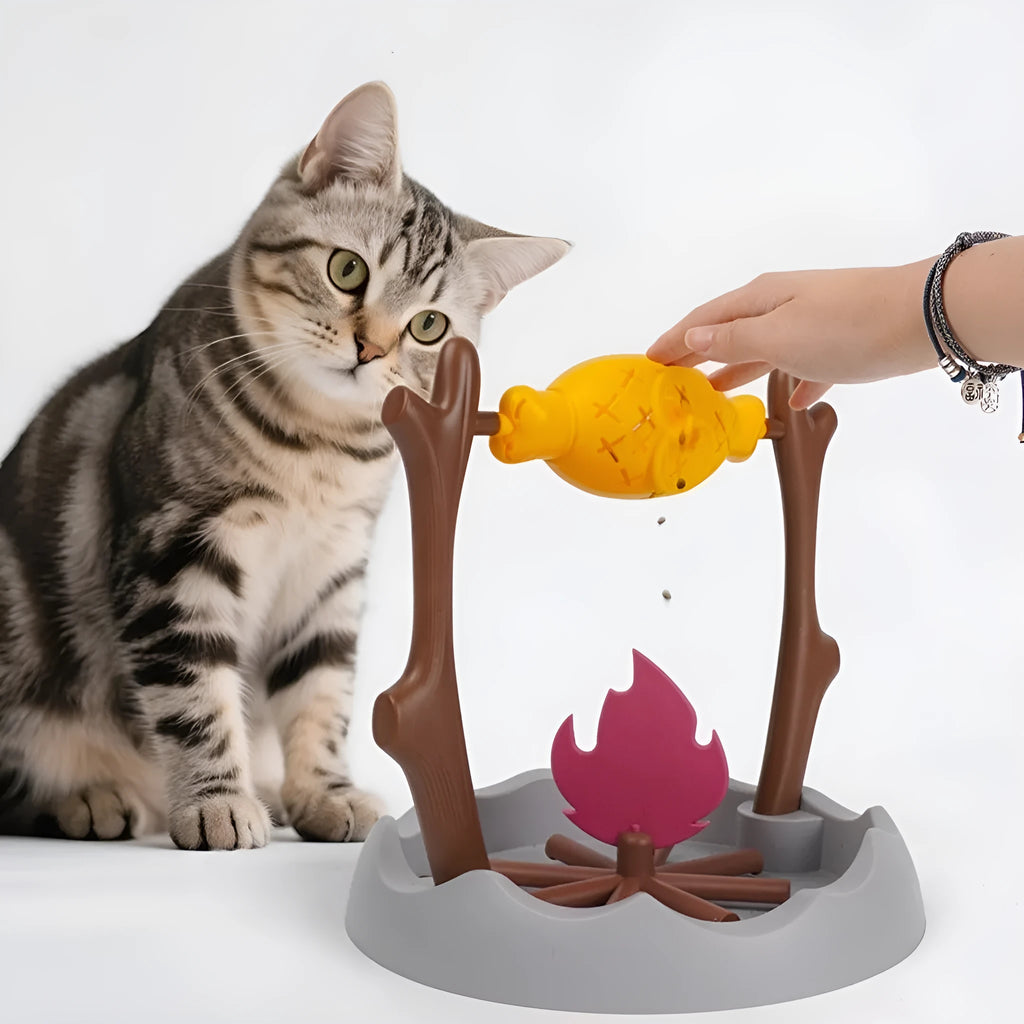A 30cm cubic tumbling cat feeder toy for slow feeding and interactive play.