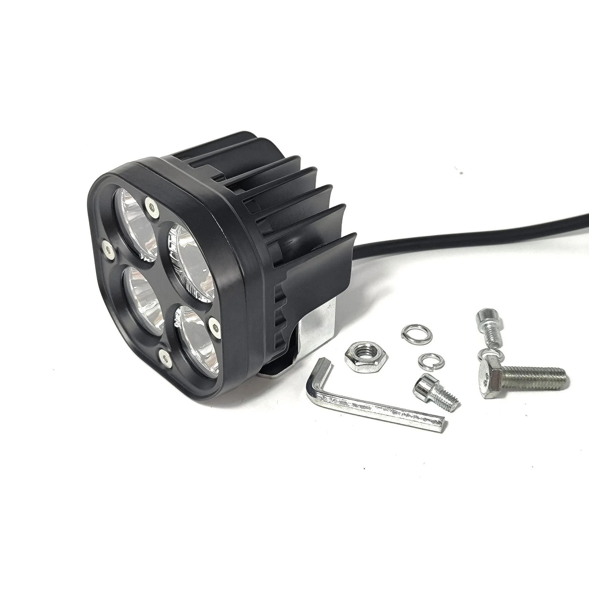 Four-eye vehicle spotlight with aluminium base plate showing white and yellow light options