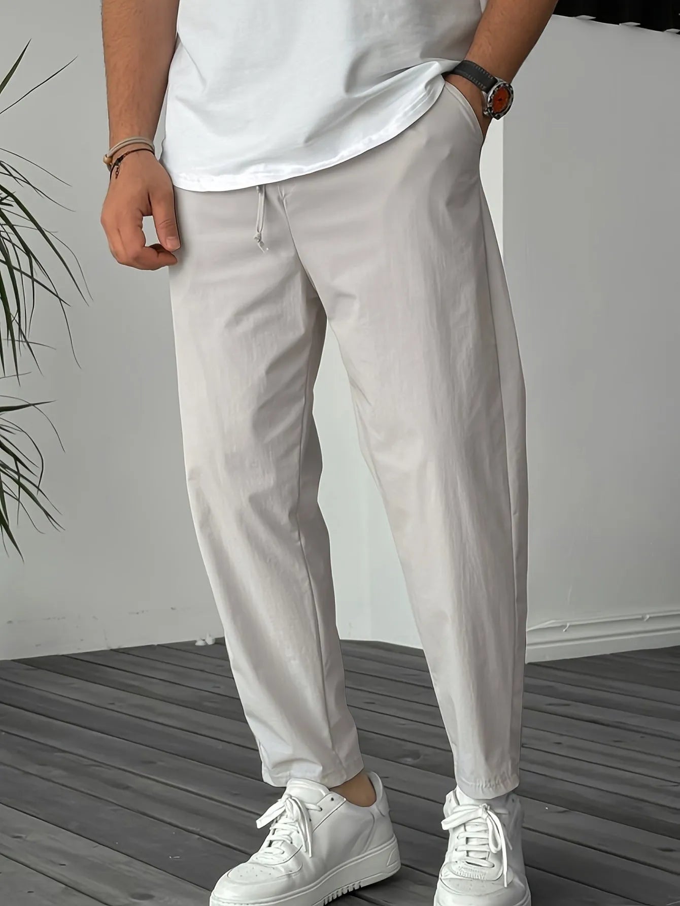 Men's straight-leg casual trousers in bamboo fabric with drawstring waist and ribbon pocket