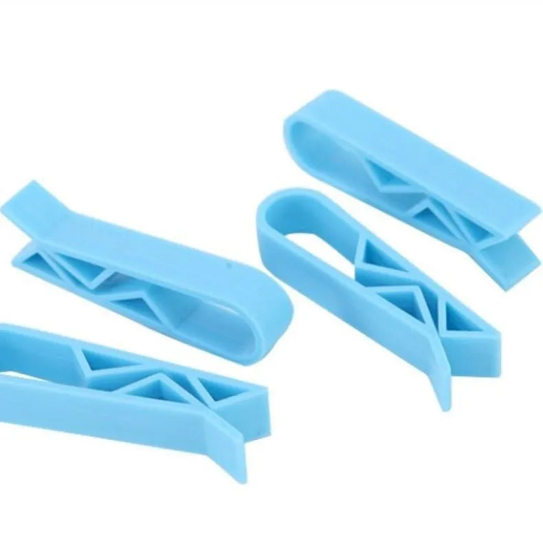 PP plastic non-slip clip for attaching a bin liner to the side of a trash can.