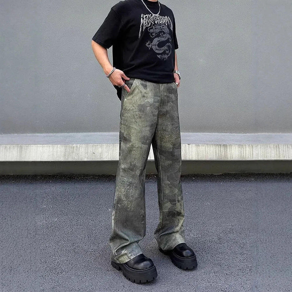 Men's straight-leg jeans with a digital camouflage pattern in picture colour, made from cotton denim.