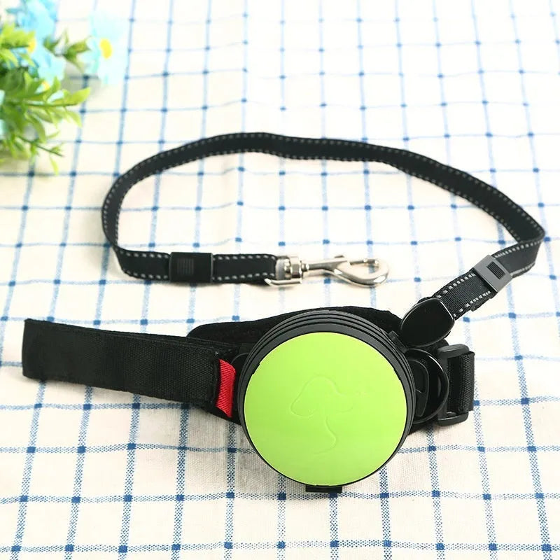 Automatic retractable dog leash with colourful options and 3-metre nylon cord