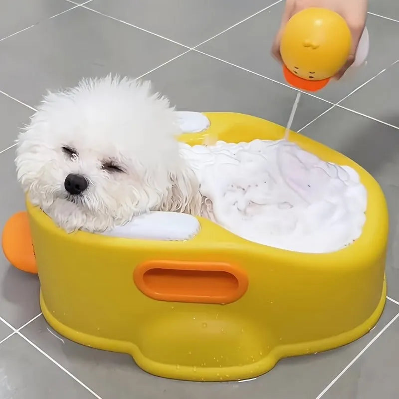 Foldable duck-shaped PVC bathtub for dogs and cats in blue, pink or yellow colour options