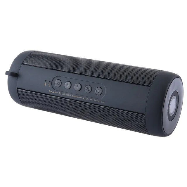 Outdoor Bluetooth speaker in black with 40mm driver, 10-hour battery, and V5.0 connectivity