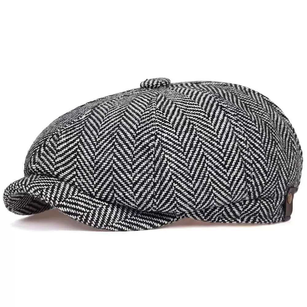 Acrylic octagonal retro beret in black with dome crown, free size