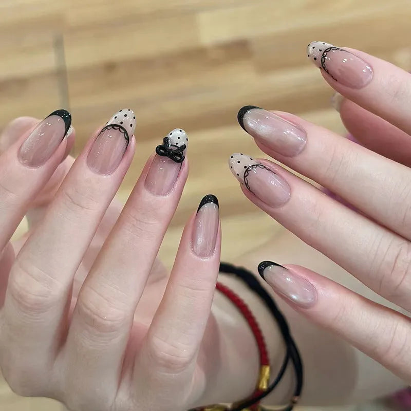 Set of sweet girl style false nails in assorted colours, shown with 5, 10, and 15 pair packaging options.