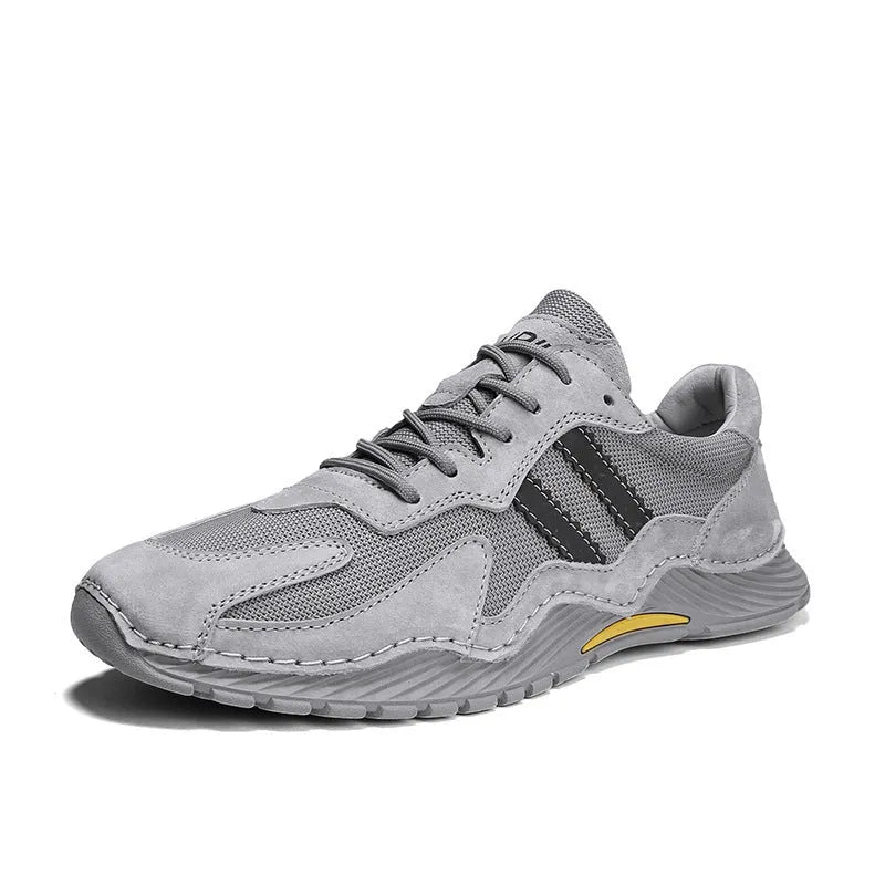 Men's low-top hiking boots with pigskin upper and platform rubber sole in sand colour