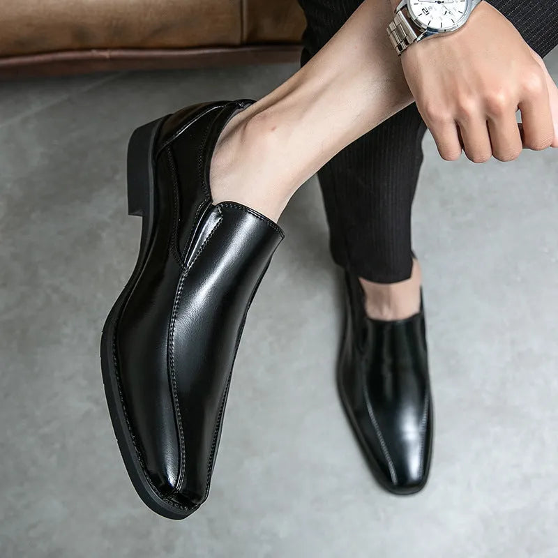 Men's black patent leather style pointed toe casual shoes with flat rubber sole