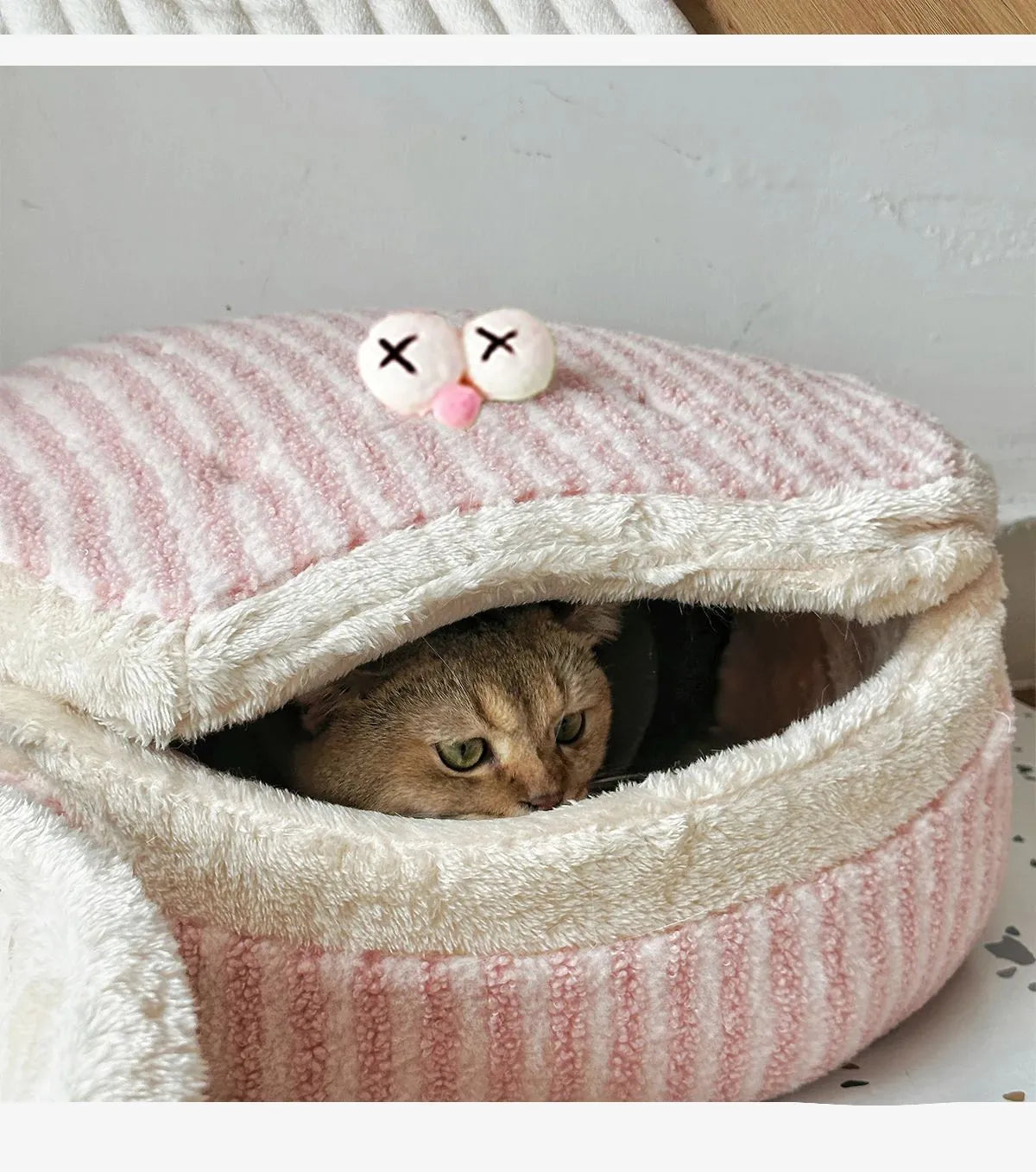 Causeway Braised Sandwich Cat Nest in pink, closed style with lid, 45cm diameter
