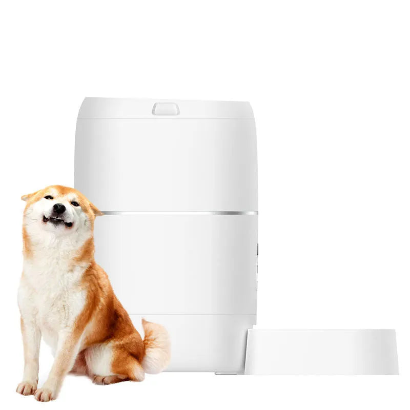 White smart pet automatic feeder with voice and video versions, ABS material, 207x207x339mm package size, 220V US