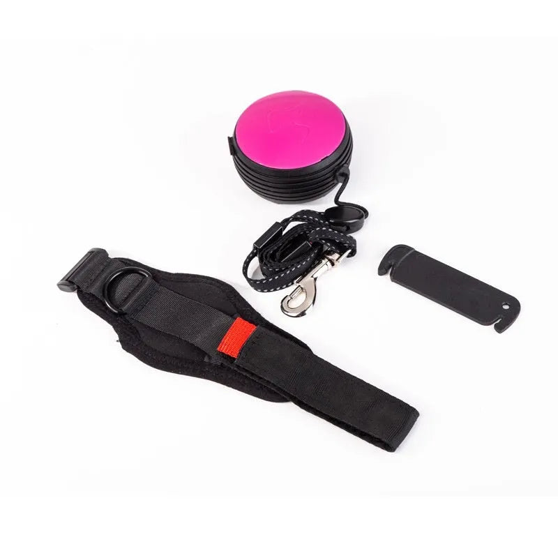 3-metre explosion-proof retractable dog leash in bright colours with automatic retraction mechanism