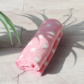 Soft pet blanket quilt in grey colour, suitable for dogs and cats, size S or L, used as a crate liner or sofa cover
