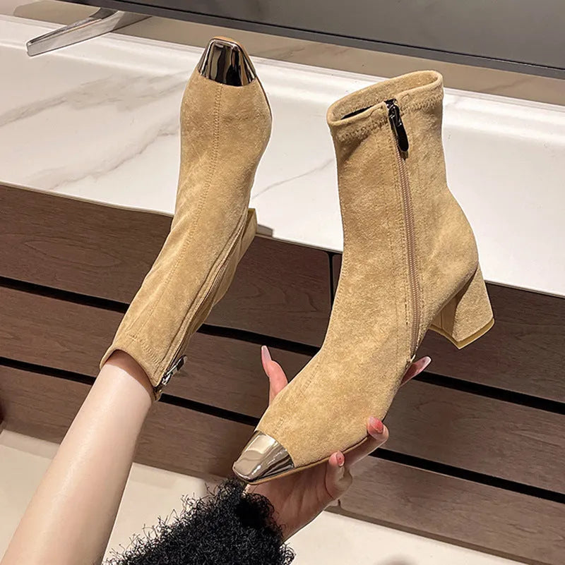 Women's square toe chunky heel boots in matte cowhide leather, mid heel 3-5CM, side zipper, black colour