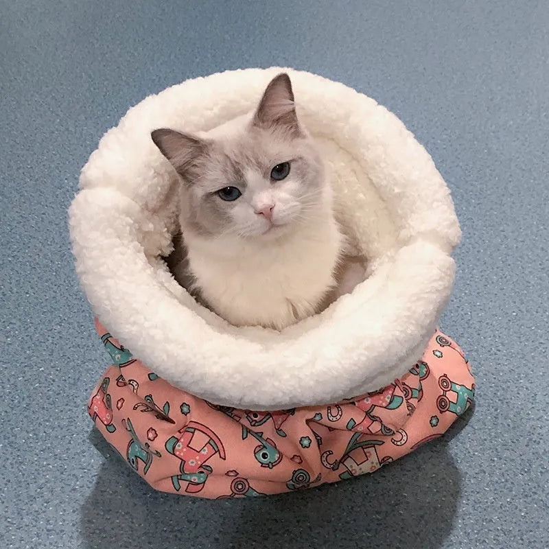 Lambswool thickened pocketable cat nest 55x45cm in green with white inner lining for small dogs
