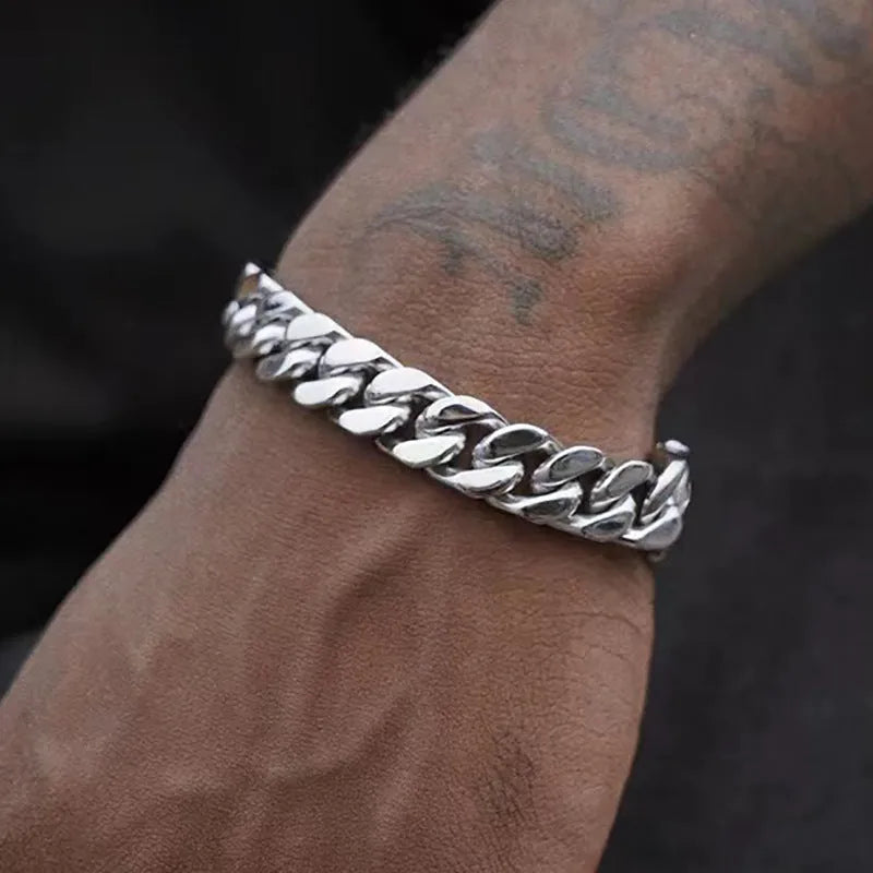 Silver titanium steel Cuban chain bracelet 21cm circumference 9mm width unisex