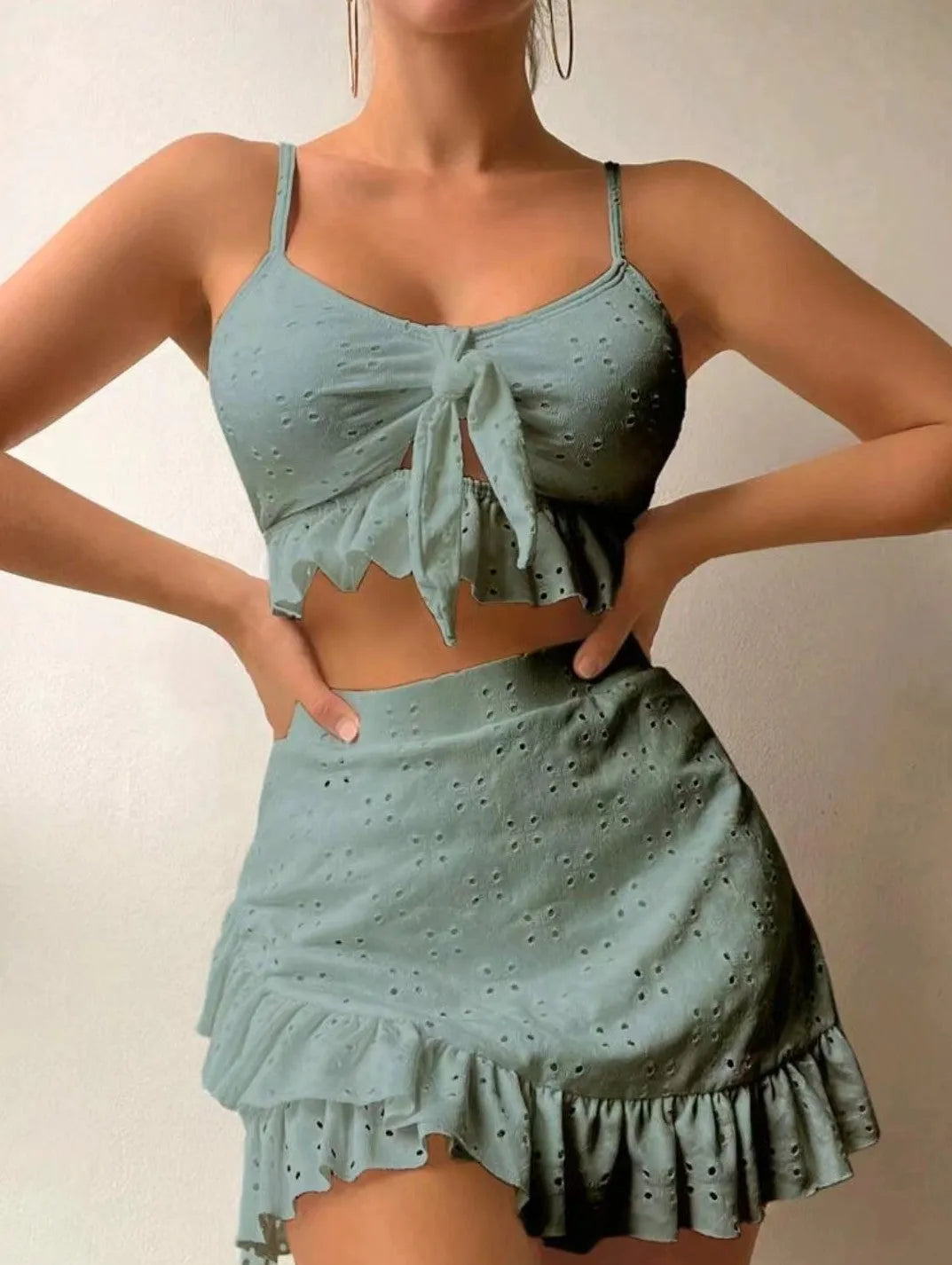 Women's solid colour three-piece bikini set with split hip skirt in multiple colour options