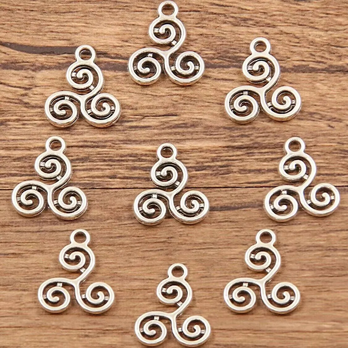 Double-sided hollow circle alloy pendant in simple round style, 7x11mm or 13x15mm, electroplated finish