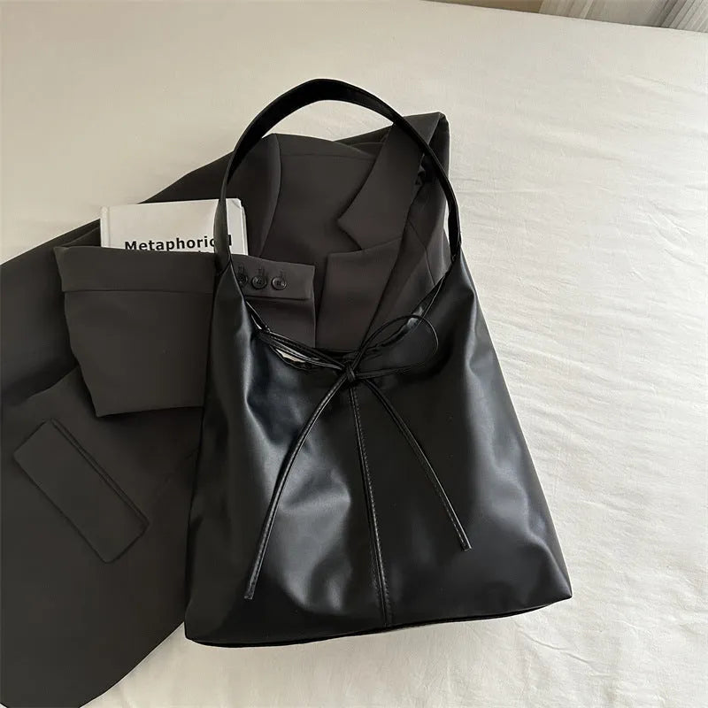 PU large capacity horizontal square shoulder bag with sewing thread detail in black