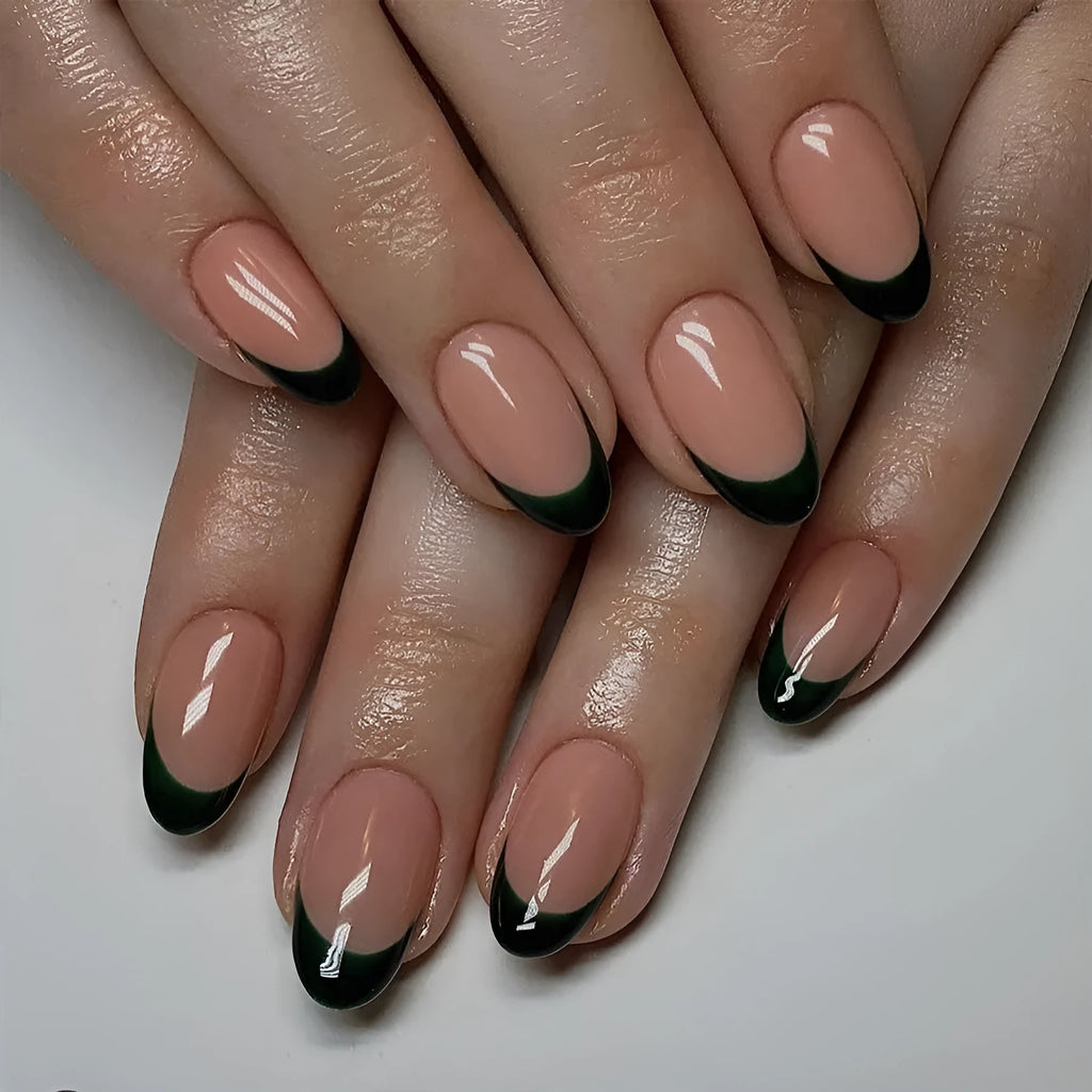 24 French manicure nail art pieces with black tips in short almond shape
