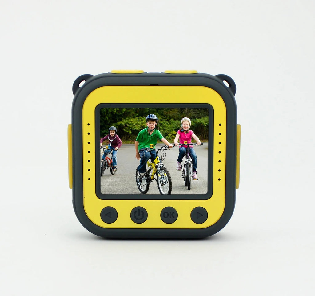 Yellow children's waterproof sports camera with 1.77-inch screen showing dimensions of 60x60x25mm